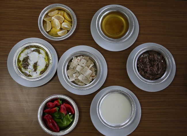 Şanlıurfa'da kahvaltı sofralarını asırlardır 'tirit' süslüyor